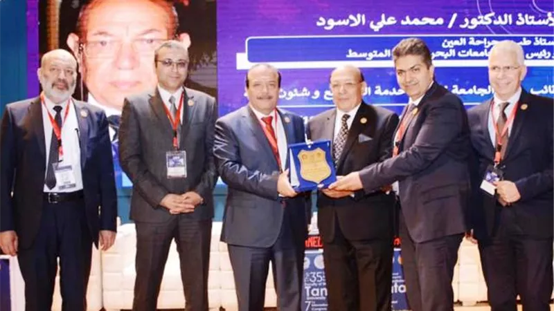 رئيس جامعة طنطا ونائب المحافظ يشهدان فعاليات المؤتمر الـ 35 لطب طنطا بالصور