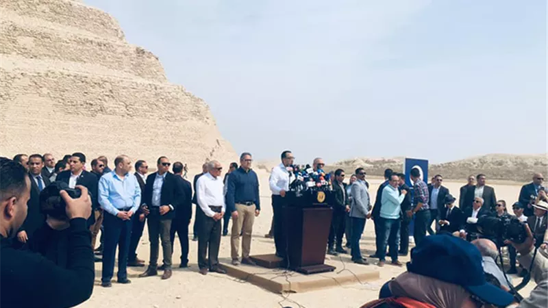 رئيس الوزراء يفتتح هرم زوسر المُدرج بسقارة بعد ترميمه بتكلفه 104 ملايين جنيه