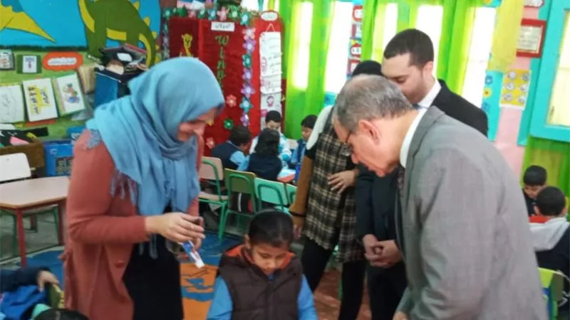محافظ كفرالشيخ يتفقد مدرسة المنتزه للتعليم الأساسي
