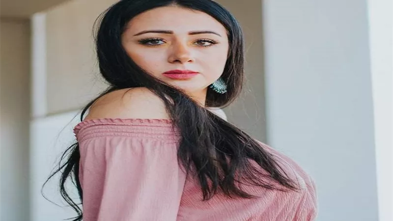 منة لطفى تنتهي من تصوير مشاهدها في 