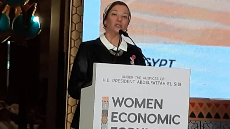 ياسمين فؤاد : المرأة المصرية توصلت لحل لمعاناة مصر من المخلفات الصلبة