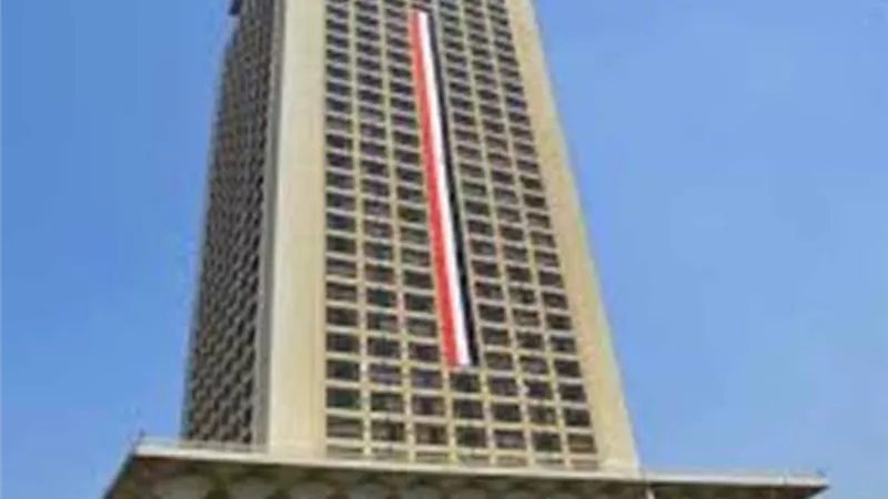 إجلاء ثلاثة مصريين من مقاطعة خوباي الصينية ووصولهم إلى أبوظبي