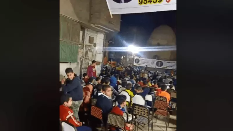 قبل خروجه .. أهالى المتسابق يوسف حسن يدعمون ابن منطقتهم