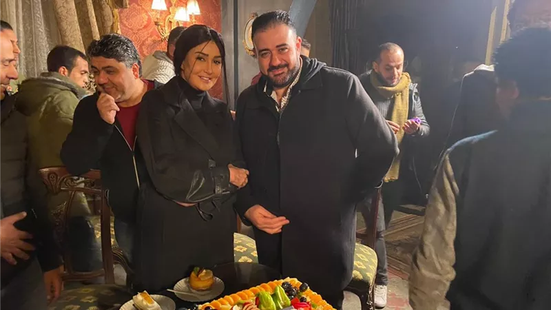 عبدالمنعم ربيع يقدم أولى تجاربه السينمائية مع غادة عبدالرازق في 