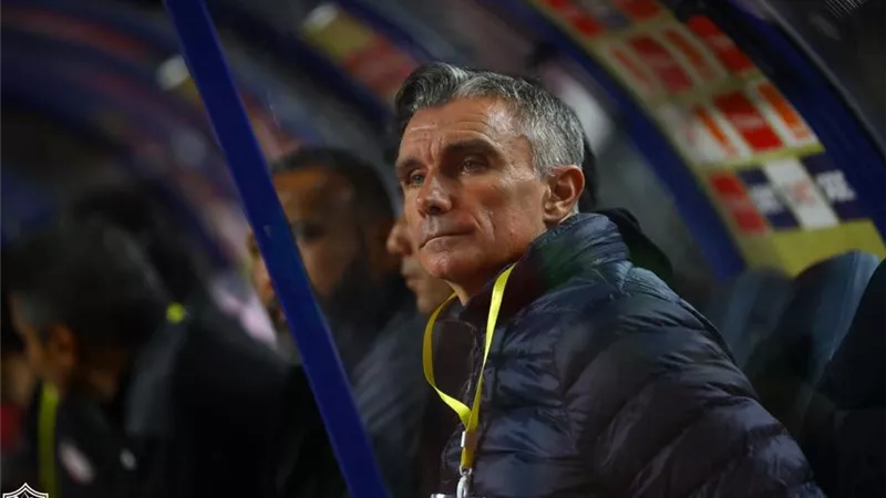 قرار من كارتيرون في الزمالك بشأن مشاركة اللاعبين في مباريات الدوري