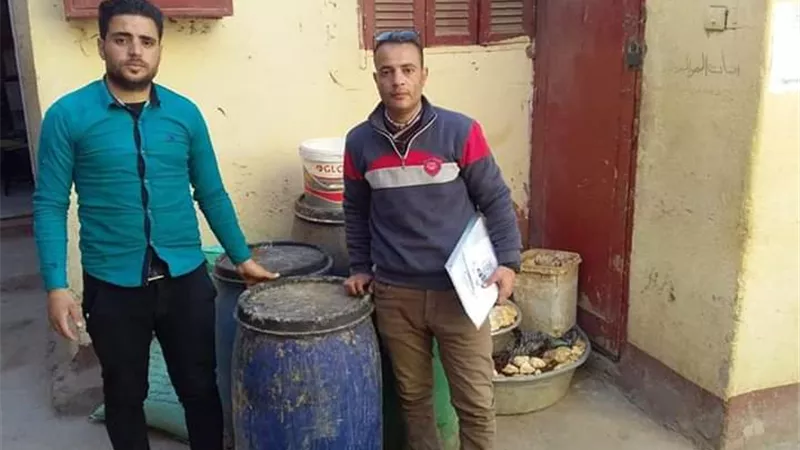 ضبط اغذيه فاسده بالفشن