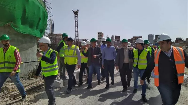 نائب وزير الإسكان يتفقد مشروعات صرف صحي بالإسكندرية