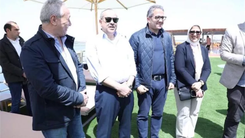 وزيرة الصحة: البواخر النيلية أمانة وتطبيق الإجراءات الوقائية ضرورة.. بالصور