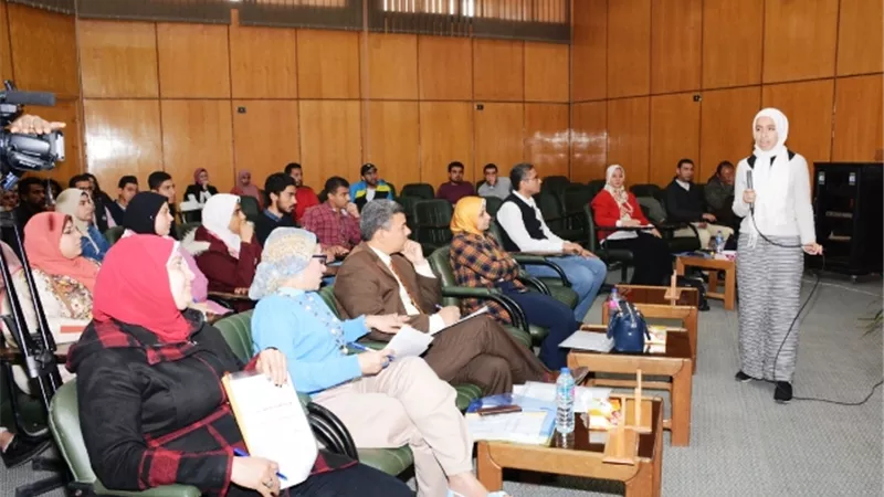 جامعة أسيوط تشهد افتتاح ملتقى الندوات الذاتية.. بالصور