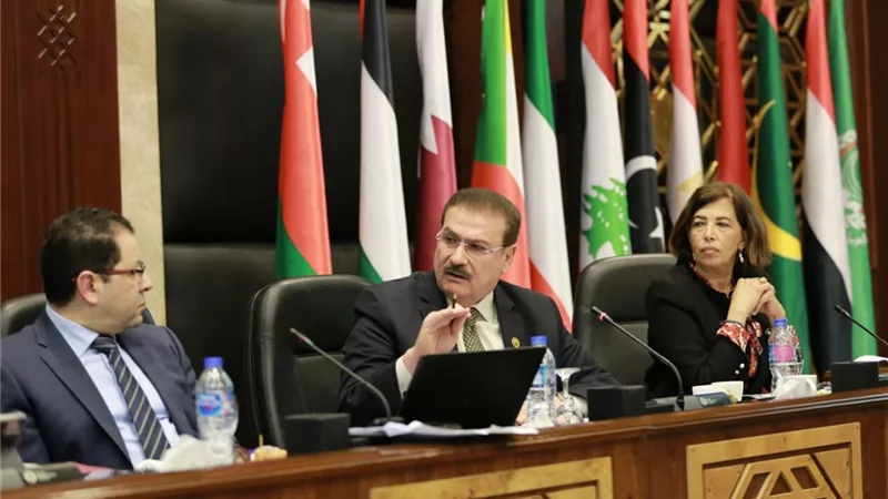 تفاصيل لقاء نقيب المهندسين بلجنة التعليم الهندسي بالأعلي للجامعات