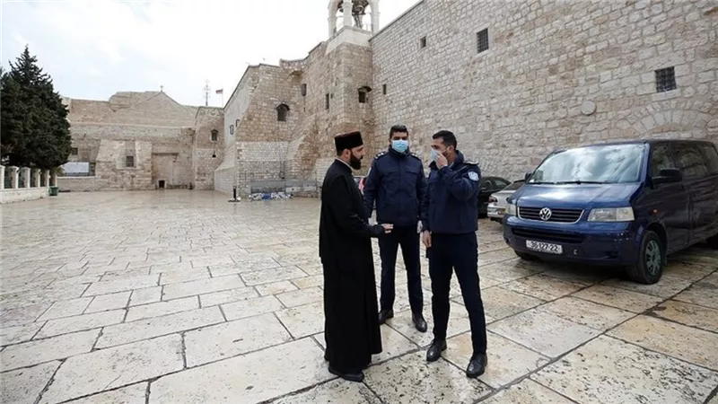 الأوقاف الفلسطينية: إغلاق كافة المساجد والكنائس والأديرة في بيت لحم