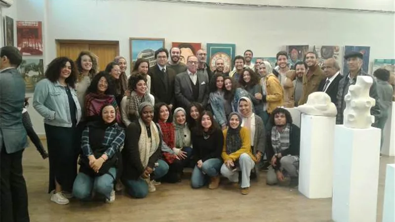 كلية الفنون الجميلة بجامعة حلوان تنظم صالونًا للفنون.. بالصور