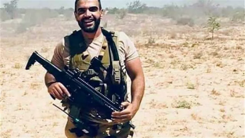 المنسي 