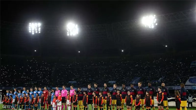 فيروس كورونا يخيم على مباراة برشلونة ونابولي