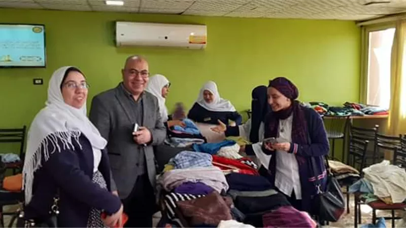 افتتاح المعرض الخيري بمستشفي بني سويف الجامعي