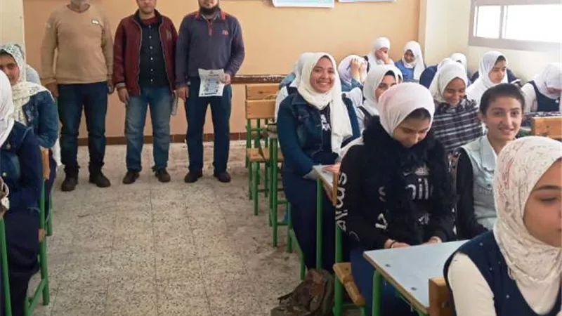 ندوات تثقيفية وتوعوية عن الأمراض الفيروسية بمدارس الشرقية بالصور