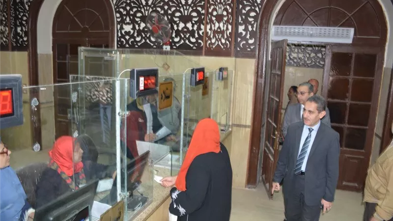 محافظ الغربية ونائبه في جولة مفاجئة بمدينة طنطا