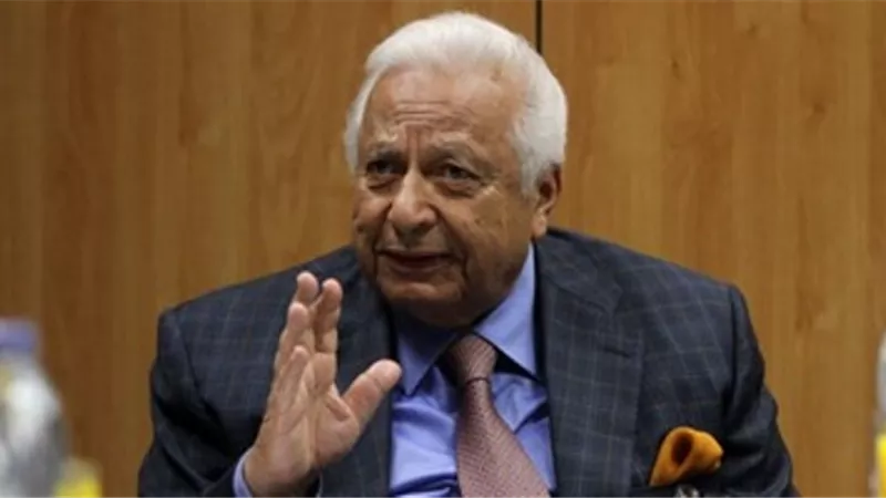 أحمد عكاشة: 