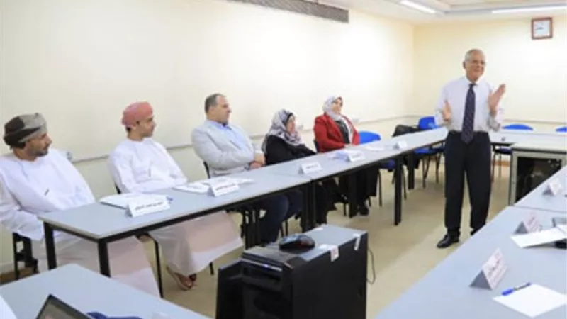 التنظيم والإدارة يستقبل وفدا من وزارة الخدمة المدنية العمانية