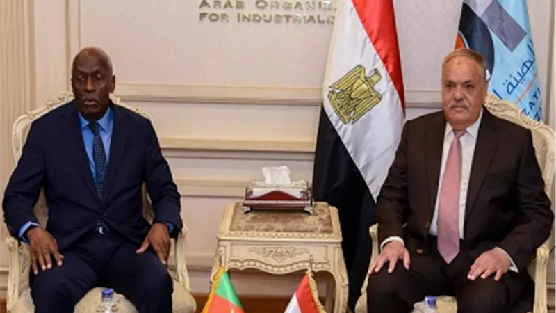 التراس يستقبل رئيس أركان الجيش الكاميروني لبحث التعاون المشترك