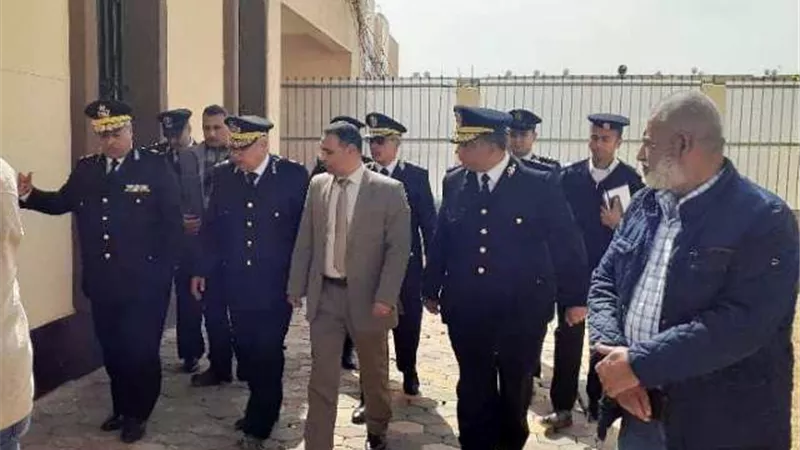 رئيس جهاز بدر والقيادات الأمنية تفتتح نقطة شرطة حى الأمل.. بالصور