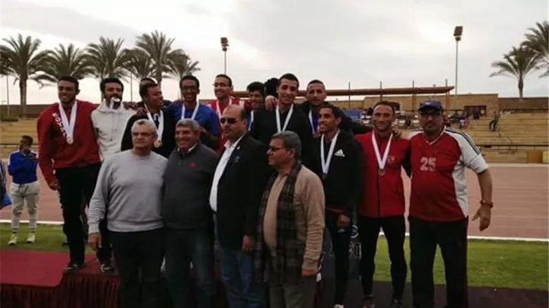 رئيس الزقازيق يهنئ فريق ألعاب القوى لحصده 7 ميداليات بدوري الجامعات .صور