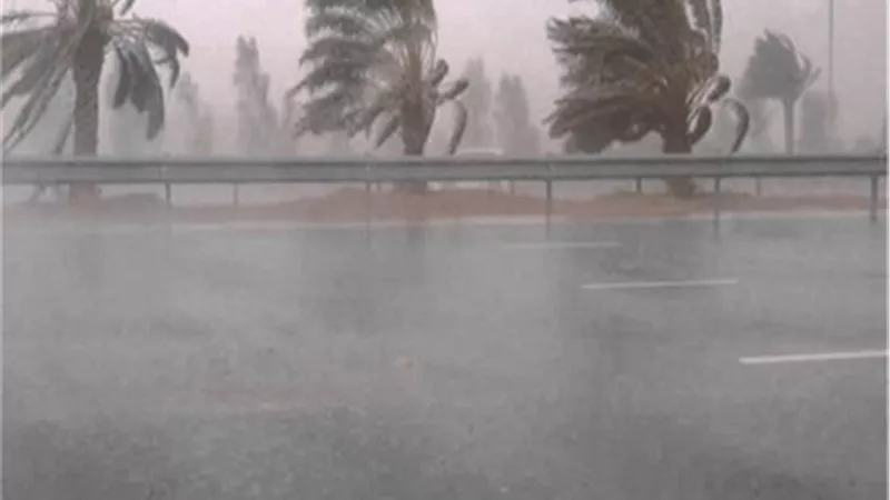 أمطار غزيرة ورياح تصل لحد العاصفة.. 