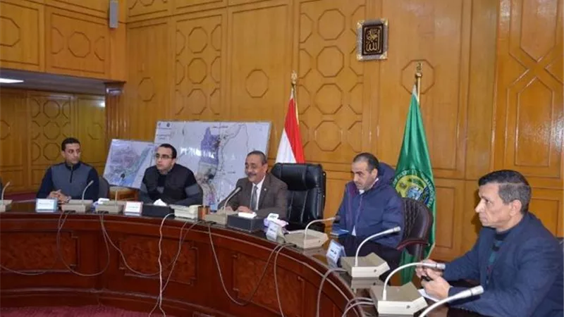 منخفض التنين في الإسماعيلية غرفة عمليات برئاسة المحافظ وأعلى درجات الاستعداد .صور