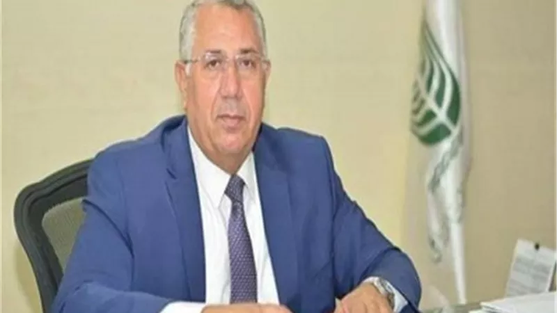 وزير الزراعة يتابع تاثير التغيرات الجوية على المحاصيل والثروة الحيوانية والداجنة
