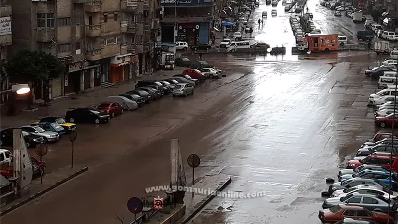 الاسكندرية خاوية بأمرالتنين وشوارعها جراج مفتوح