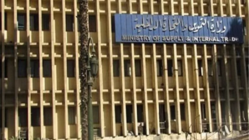 التموين تقرر حصة المخابز من الدقيق مقدماً لسوء الاحوال الجوية