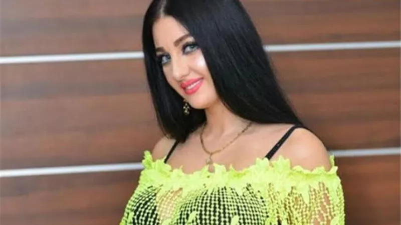 بصورة سيلفى صوفينار تشعل السوشيال ميديا