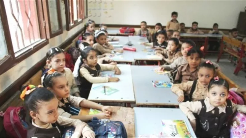 بيان عاجل من الحكومة بشأن تعليق الدراسة في المدارس والجامعات