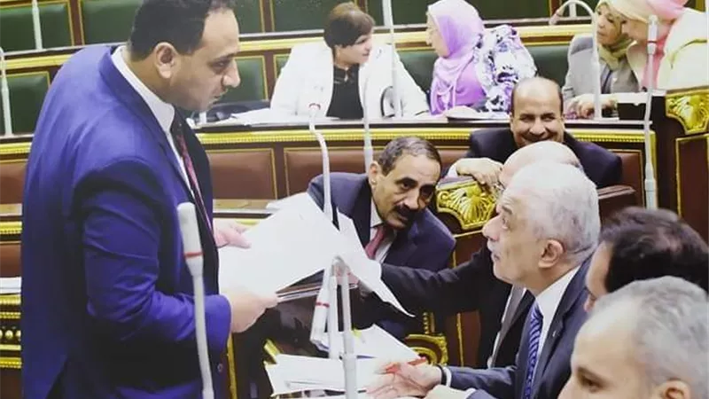 ممتاز دسوقي يتمكن من الموافقة على اجراء امتحانات الترقي إلكترونيا لادارتي صدفا والغنايم