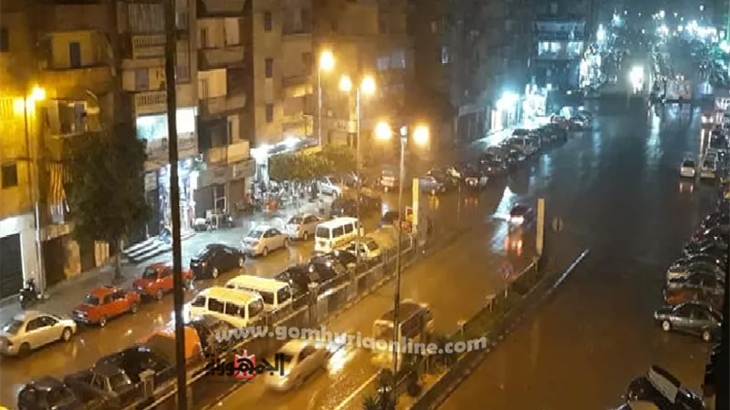 استمرارهطول امطارالتنين على الثغر لبعد منتصف الليل