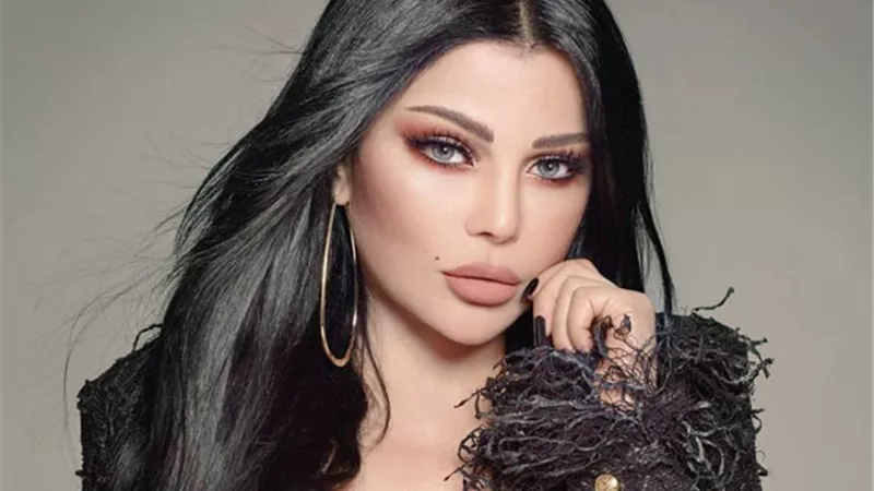 شاهد : هيفاء وهبي وفريق عمل “أسود فاتح” يتحدون فيروس كورونا بهذة الطريقة