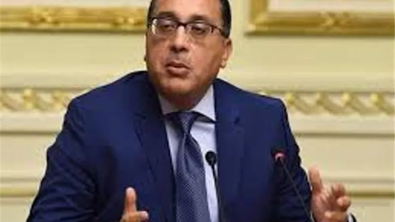 مؤتمر صحفى لرئيس الوزراء بعد قليل