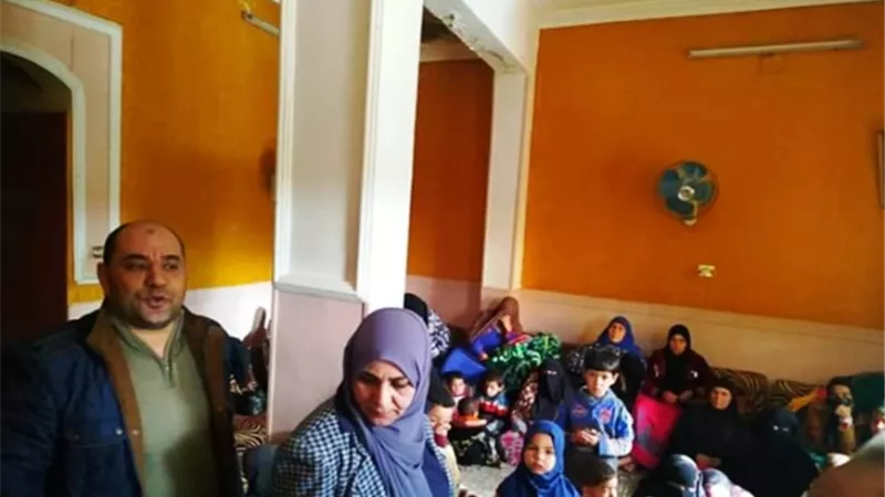 توزيع ١٥ الف رغيف وطن سلع على المتضررين بمركز الصف فى الجيزة..بالصور