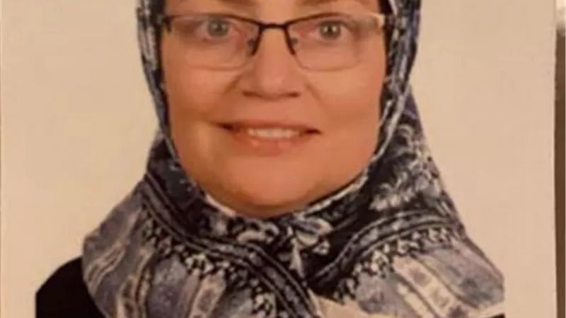 انجى بنت مصر ممثله للمنظمه الدوليه للطيران المدنى