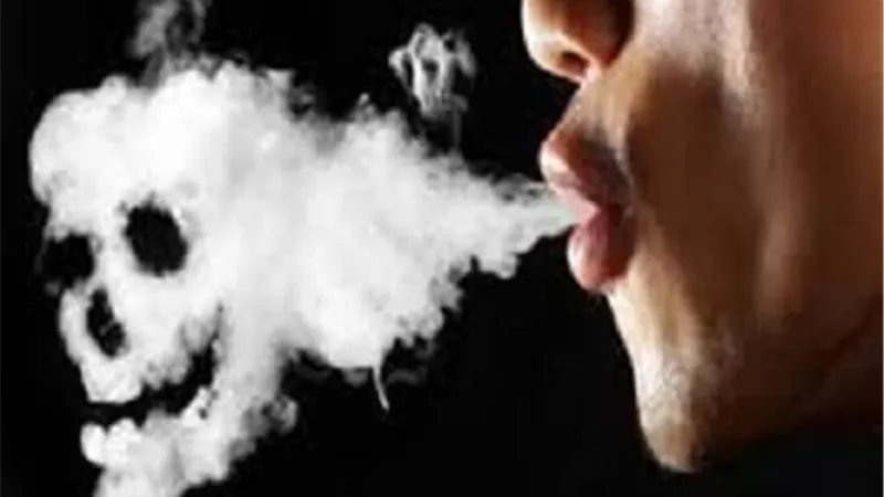 عادات سيئة خطيرة تؤثر على صحة الأنسان.. أبرزها التدخين