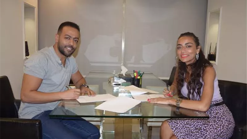 تامر عاشور يهاجم سارة الطباخ