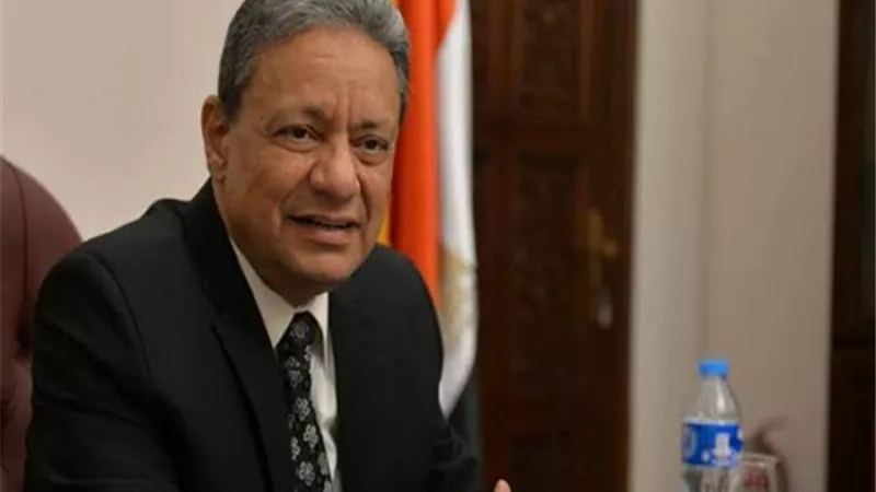 توافد الصحفيين والعاملين بـ
