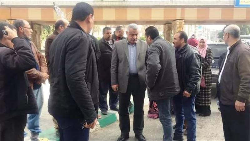 تعرف على جهود الزقازيق ووحداتها والمجتمع المدنى فى رفع آثار الامطار بالصور