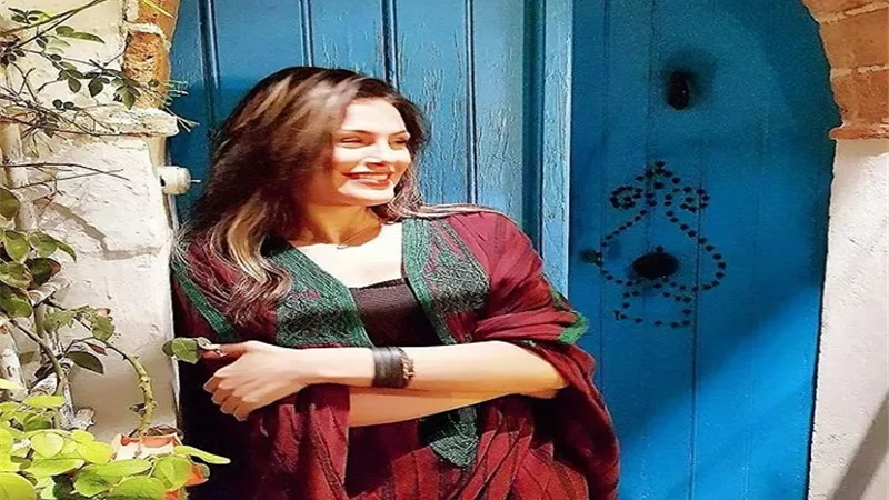ظهور يخطف الانظار للنجمة التونسية دارين حداد