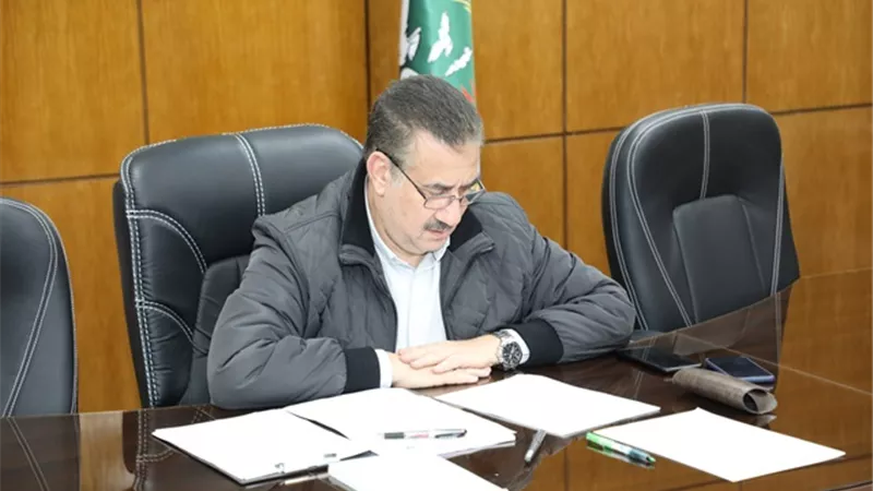 نجاة 12 شخصا إنقلب بهم قارب صيد بالمنوفية