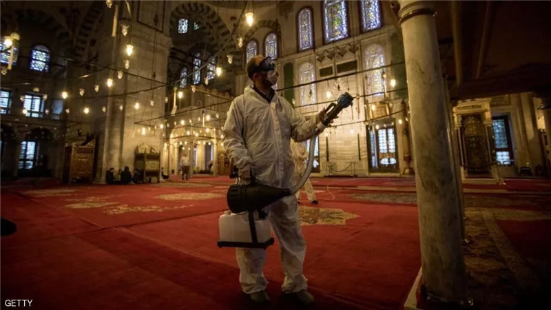 تعليق صلاة الجماعة بتركيا بسبب كورونا