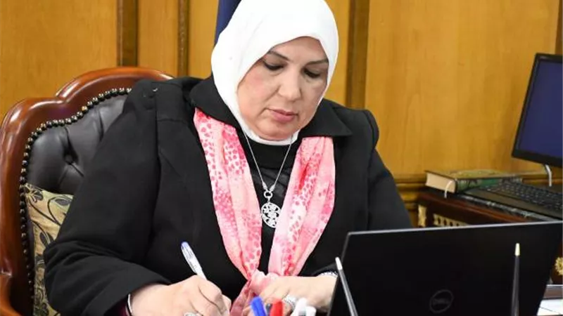 رئيس جامعة القناة :جاهزون للتعليم عن بُعد