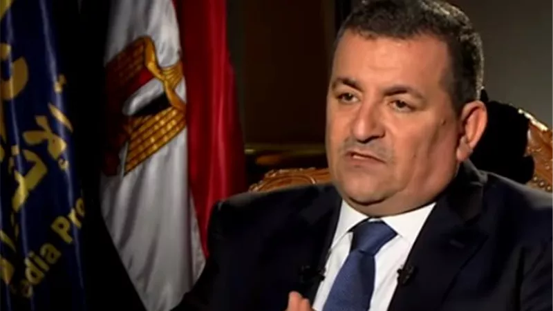 وزير الإعلام يطالب 