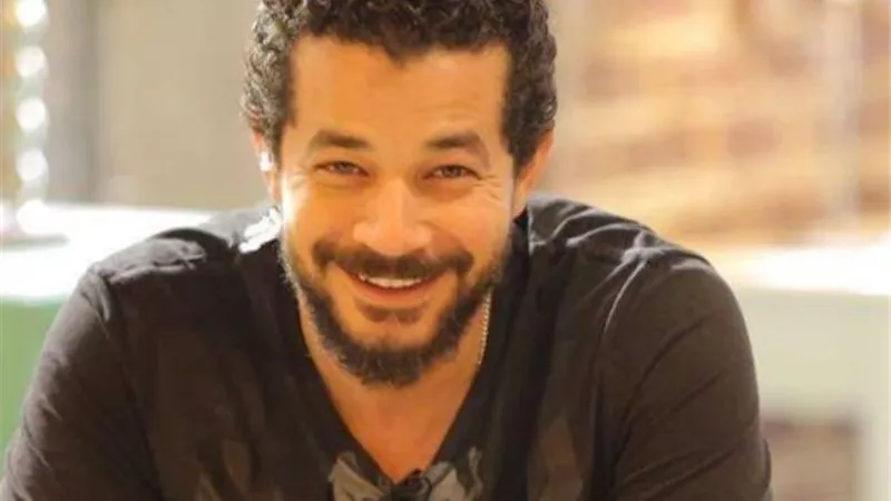 نجاة الفنان شريف سلامة من حادث مروى