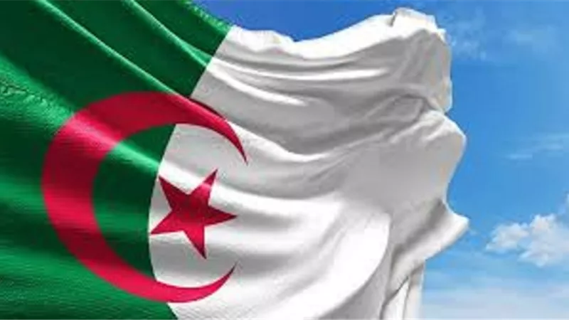 الجزائر تنضم للبقية.. تعليق الأنشطة الرياضية بسبب 